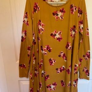 Dress with pockets!!